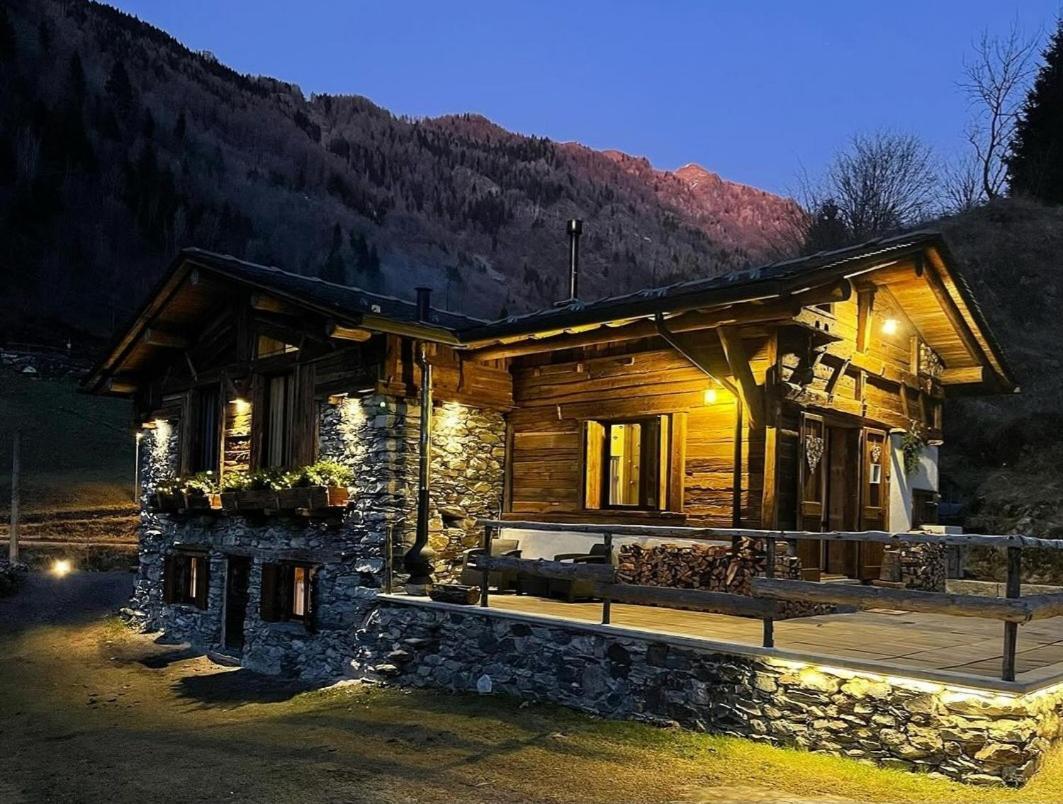 Bed And Breakfast Campo Base Carona  Eksteriør bilde